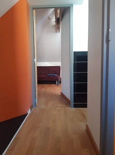 Maison rénovée 3 chambres, terrasse.