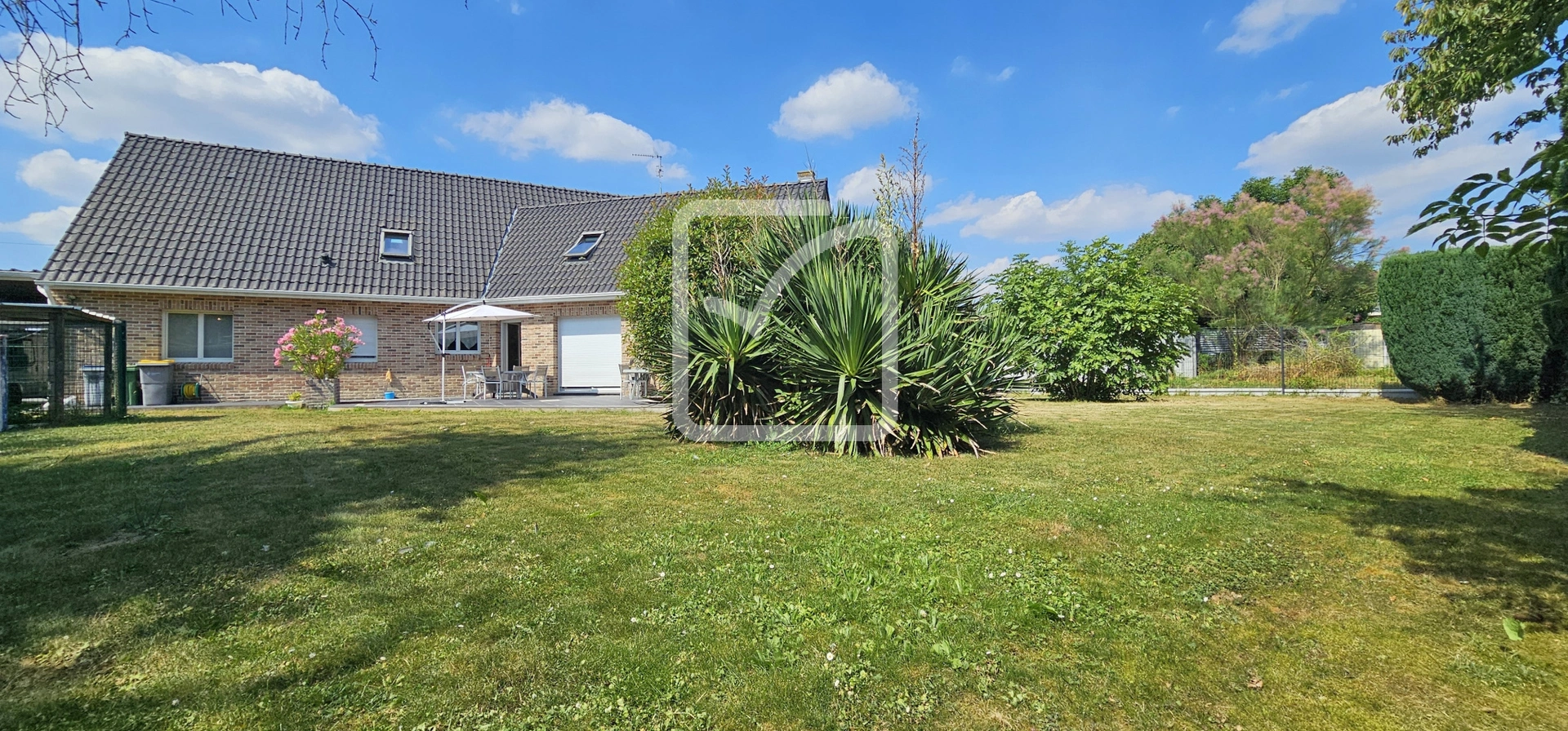 Maison 10 pièces 304 m² · à Lallaing · 304 m² · 649 000 €