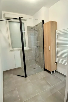 À louer   T3 meublé 64,79 m2 avec jardin privatif   Liffré  