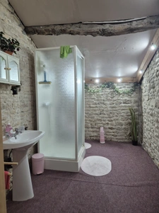 Charmante maison en pierre au coeur du village