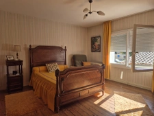 Charmante maison en plein coeur d'Aigre   Idéalement située !