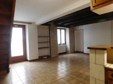 Maison de ville   Idéale investissement locatif   Ruffec