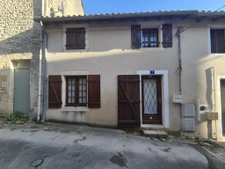 Maison de ville   Idéale investissement locatif   Ruffec