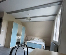 Maison d'environ 138 m2 sur 2,9 ha clos   Calme absolu 