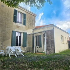 MAISON BOURGEOISE 