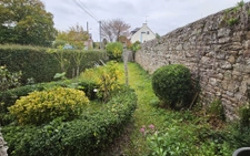 Maison Guingamp à rénover ou diviser à deux pas du centre.