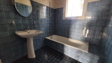 Maison néo-bretonne à réinventer sur 2 400 m2 de terrain