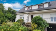 Maison néo-bretonne à rénover, beau potentiel sur terrain de