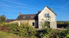  Deux Maisons à Restaurer   Un Projet Plein de Charme !