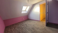  Deux Maisons à Restaurer   Un Projet Plein de Charme !