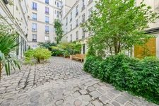 Paris 6 - Rue de Sèvres 13