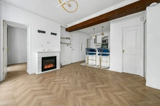 PARIS 3 - ENFANTS ROUGES 6