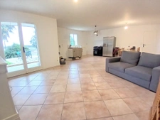 Maison de plain-pied avec vue dégagée Roullet-Saint-Estèphe