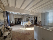 Ancien presbytère en pierre au charme authentique proche CHA