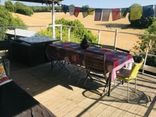 Maison lumineuse avec vue dégagée   Un coin de paradis à BRI