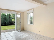Maison 3 chambres, garage, très beau jardin arboré