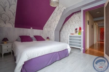 Maison cinq chambres cherche famille