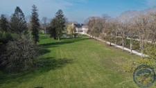 Domaine d'Exception avec Gîtes et Salle de Réception, Idéal 
