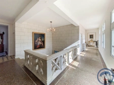Domaine d'Exception avec Gîtes et Salle de Réception, Idéal 