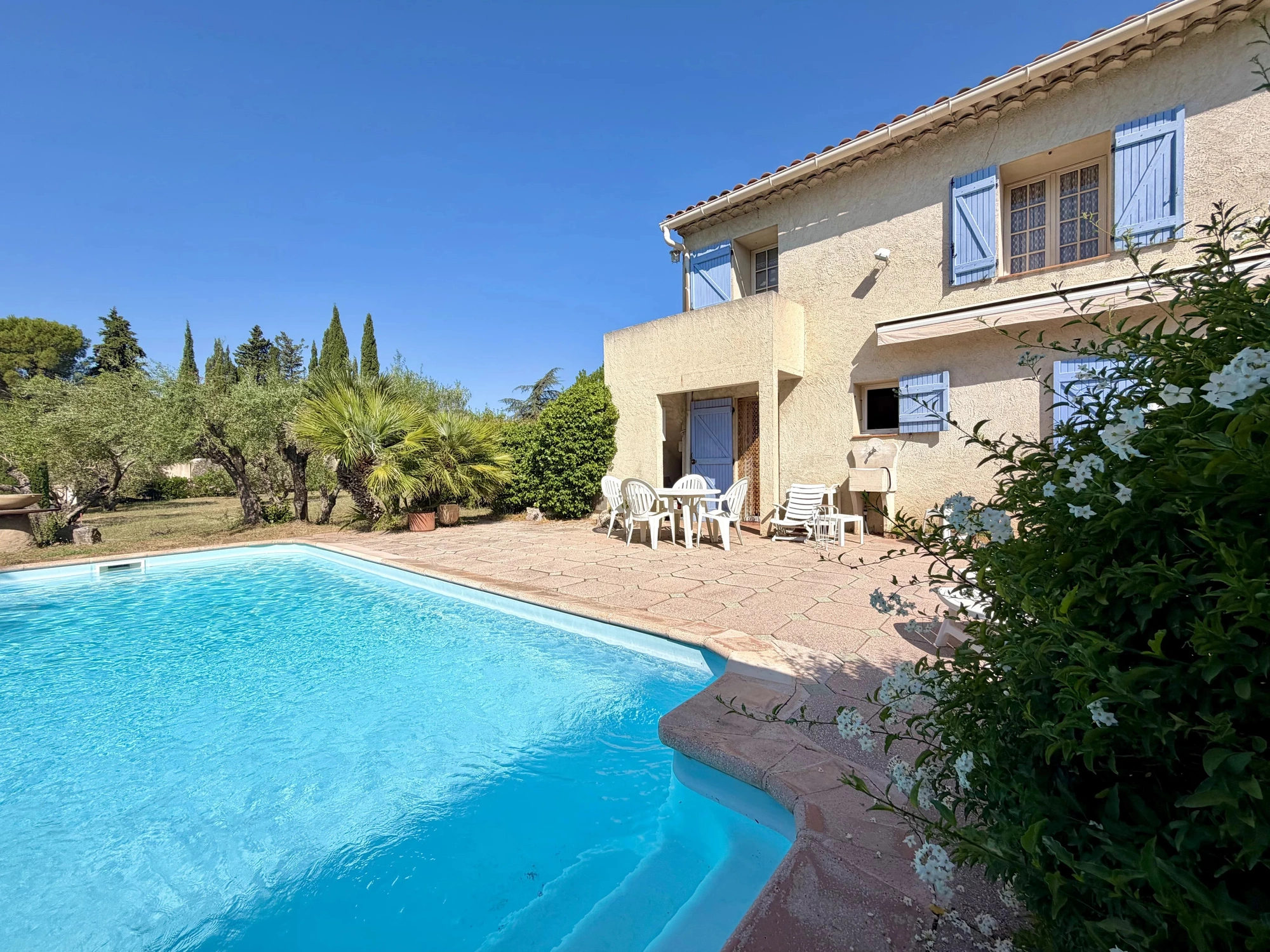 Maison 5 pièces 128 m² · à Lorgues · 128 m² · 150 000 €