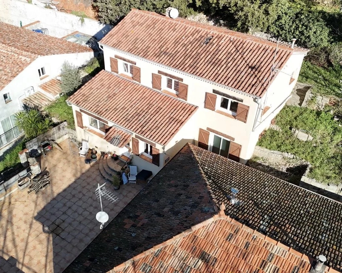Maison 4 pièces 135 m² · à Bargemon · 135 m² · 749 000 €