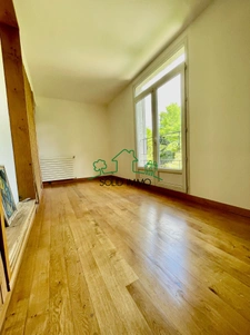 Maison avec jardin arboré au calme