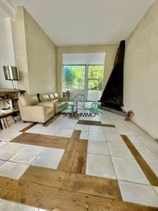 Maison avec jardin arboré au calme