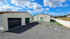 Maison neuve avec double garage