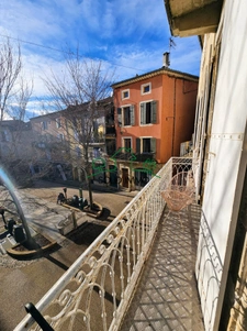 Appartement lumineux et spacieux de 68 m2, rénové avec goût 