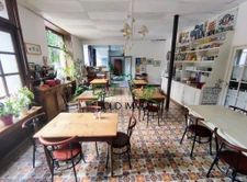  Murs et fonds de commerce d'un hôtel avec appartement indép
