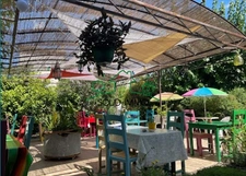 Bâtisse en Pierre rénovée avec Gîte & Restaurant Clé en Main