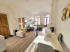 Appartement lumineux et spacieux de 68 m2, rénové avec goût 