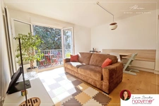 3 pièces en dernier étage avec balcon au calme du quartier H