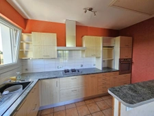 Grande maison familiale avec dépendances à Mésanger, au calm