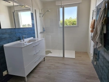 Grande maison familiale avec dépendances à Mésanger, au calm