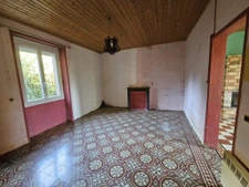 Maison de campagne avec dépendances et grand terrain   Teill