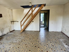 Maison de campagne avec dépendances et grand terrain   Teill