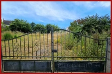  Terrain constructible bourg de POUILLE LES COTEAUX