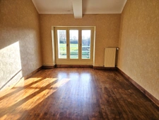 Maison familiale 3ch + 110 m2   à rénover à Couffé (44521)