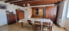 Maison en pierre sur 6 500 m2 de terrain