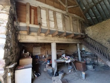 4 murs un toit sur 2 hectares à la campagne