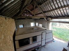 4 murs un toit sur 2 hectares à la campagne