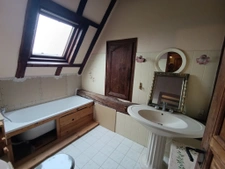 maison pierre sur plus 4000m2 de terrain