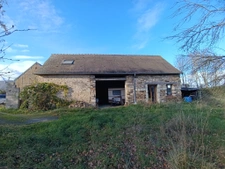 4 murs un toit sur 2 hectares à la campagne