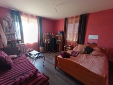 Grande maison familiale, 6 chambres et terrain