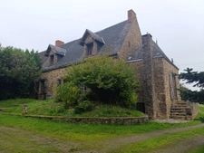 maison pierre sur plus 4000m2 de terrain