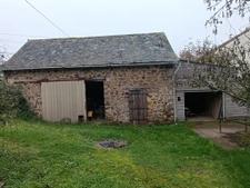 maison pierre sur plus 4000m2 de terrain