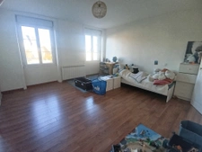 Maison centre village avec garage et terrain