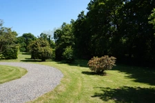 Grande maison familiale à PABU avec vaste terrain arboré