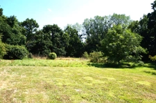 Grande maison familiale à PABU avec vaste terrain arboré